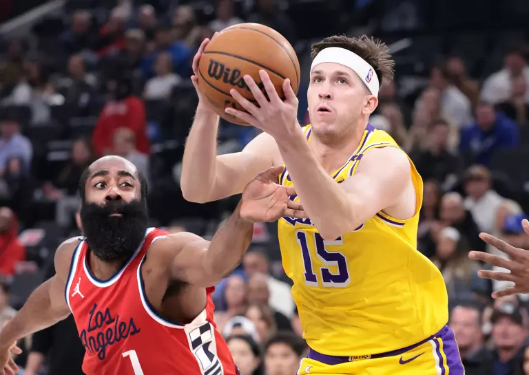 Lakers rout the Clippers, win their first game after emotional Anthony Davis trade