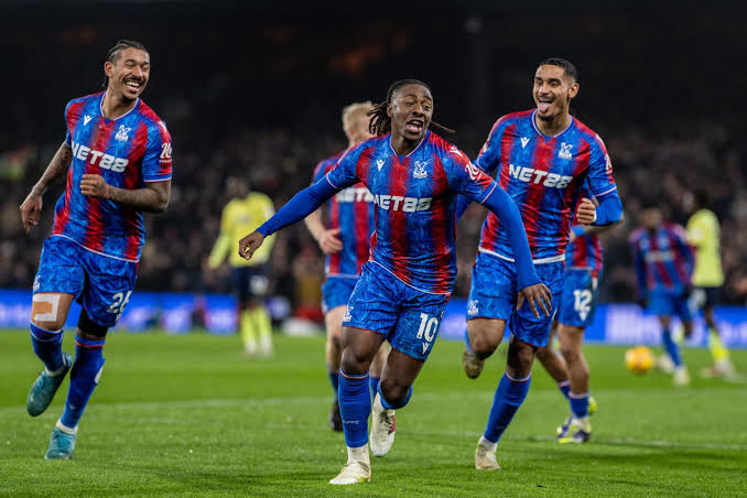 Tottenham and Palace tipped to sign Championship star as “huge bid” claim made