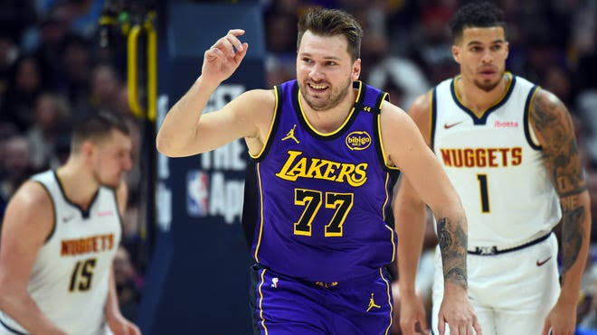 Lakers player grades: L.A. earns surprising blowout win in Denver