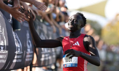 Gout Gout and Lachie Kennedy blow away rivals with dazzling Stawell Gift debuts