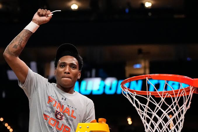 How did the NBA Combine affect Tahaad Pettiford’s chances at returning to Auburn basketball?