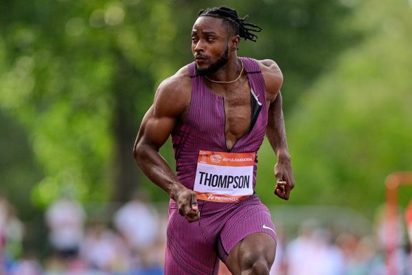 Thompson and Broadbell shine at Racers Grand Prix