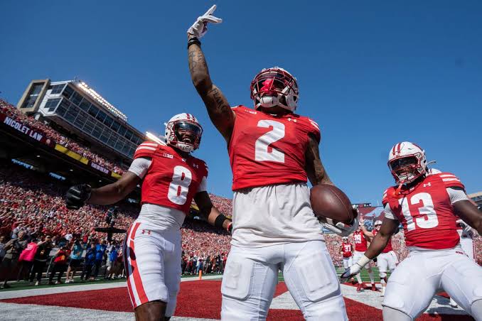 Who is poised for a breakout season in 2025?