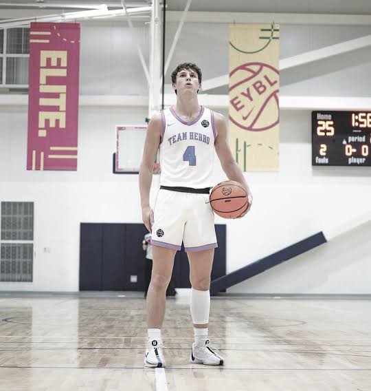 Report: Wisconsin in contact with five-star in-state guard top-30 recruit