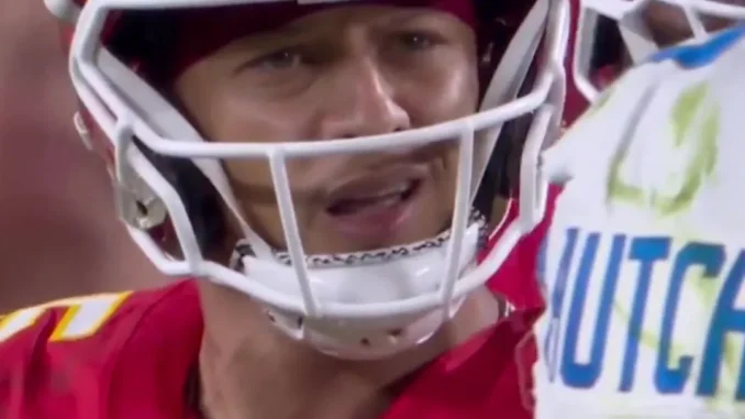 MM-OFF-PLATFORM-mahomes_852888